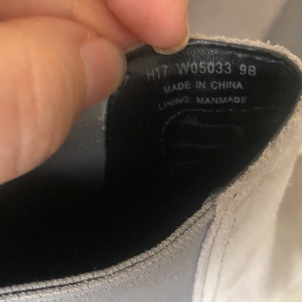 COLE HAAN Women's Hayes Gore Bootie Ankle - Picture 9 of 10